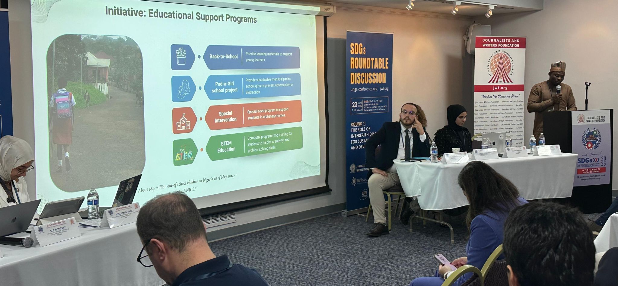 Full group of speakers and attendees at the UNGA SDGs event